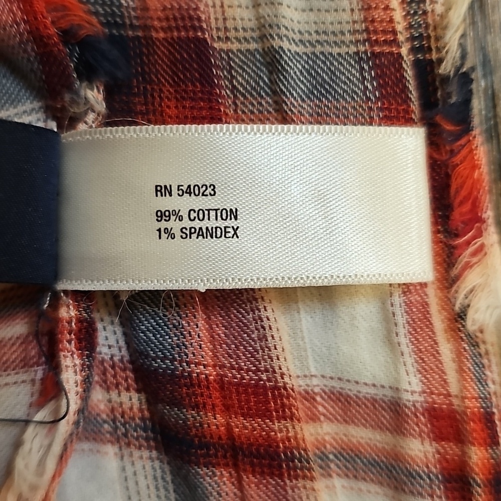 GAP Red and White Plaid Scarf - Picture 4 of 6